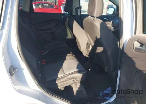 2019 Ford Escape Se from USA, damaged, VIN 1FMCU0GDXKUB08935